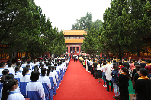 祭孔大典现场